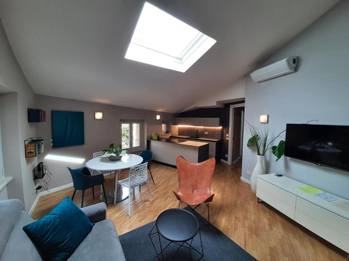 MoAA - Modern Art Apartment Desenzano del Garda Exterior foto