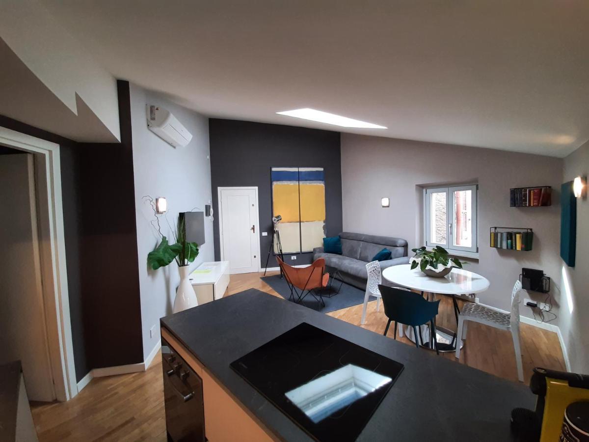 MoAA - Modern Art Apartment Desenzano del Garda Exterior foto