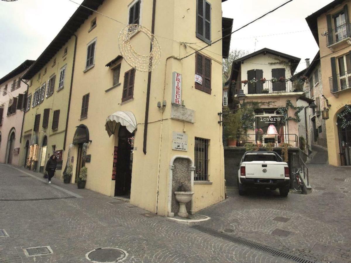 MoAA - Modern Art Apartment Desenzano del Garda Exterior foto
